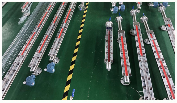 磁性翻柱液位計產品圖